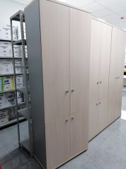 Офисный шкаф